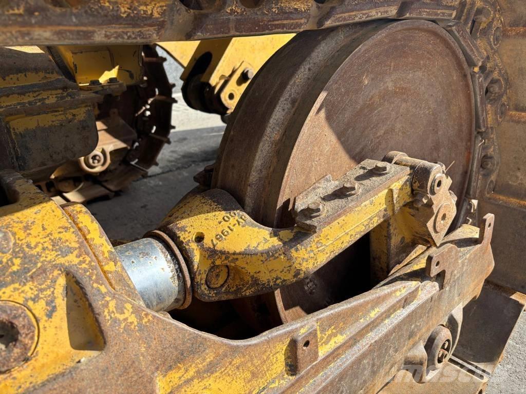 CAT 953 D Chargeuse sur chenilles