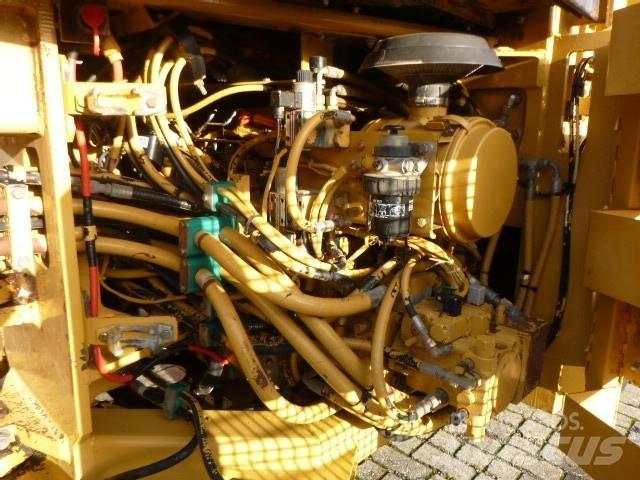 CAT CB 535 B Rouleaux monocylindre