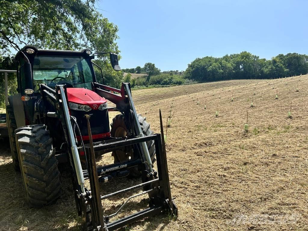 Massey Ferguson 5710 Tracteur