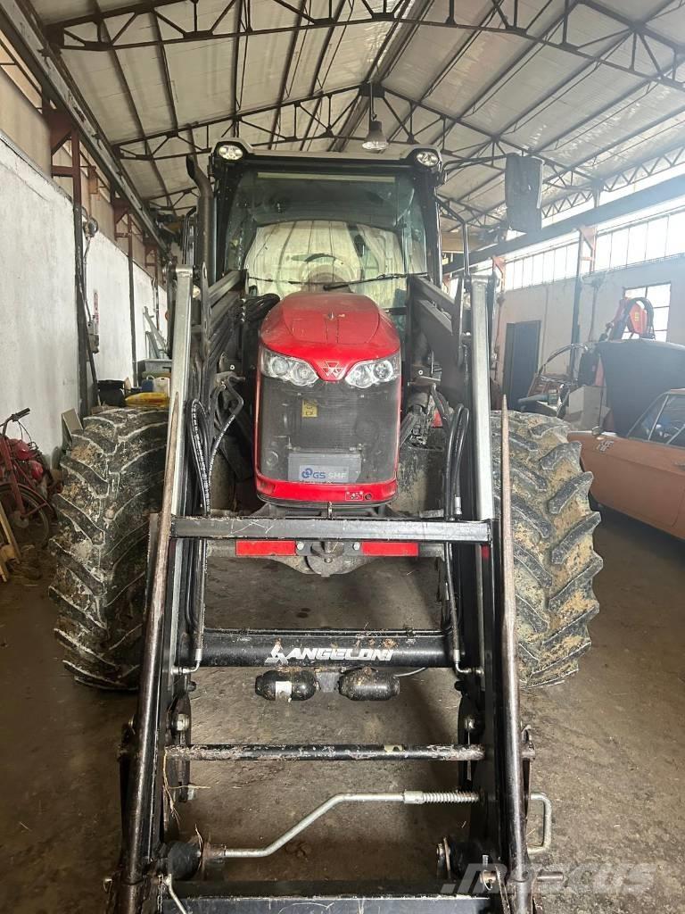 Massey Ferguson 5710 Tracteur