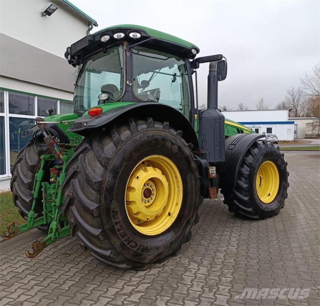 John Deere 8360 R Tracteur