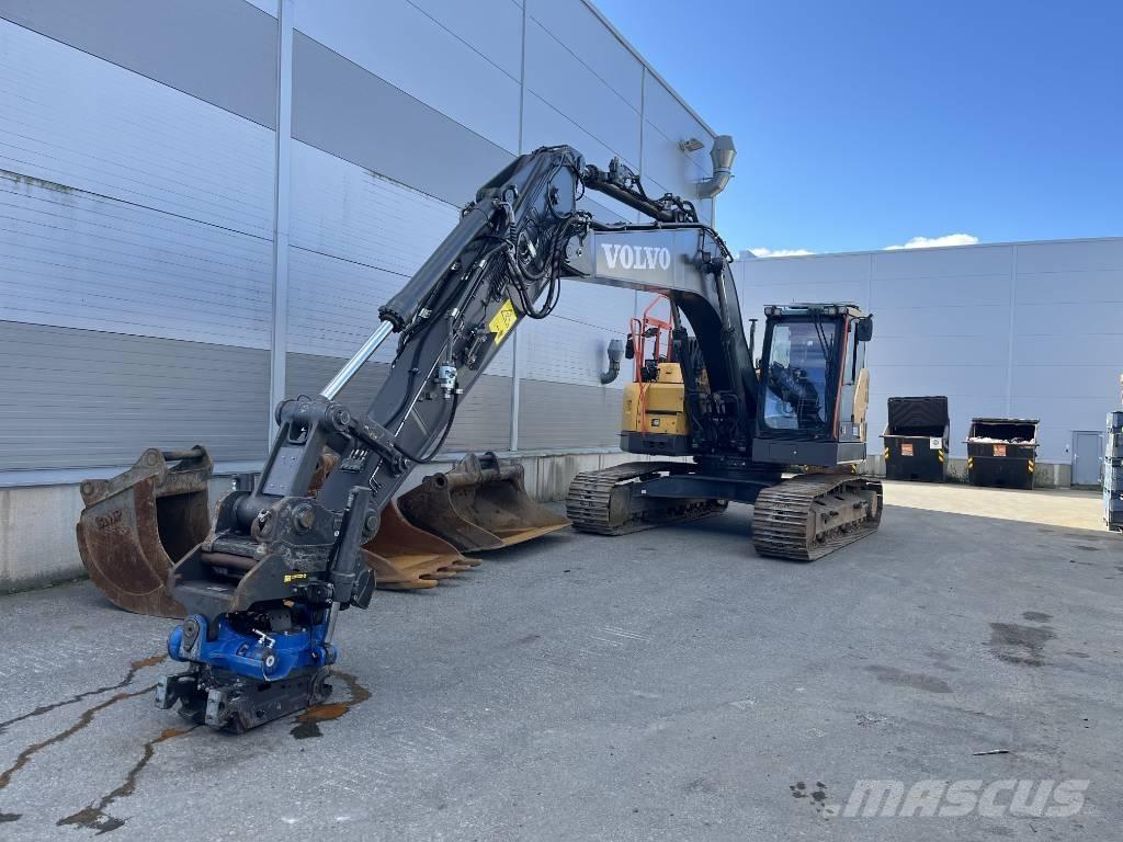 Volvo ECR235EL Pelle sur chenilles