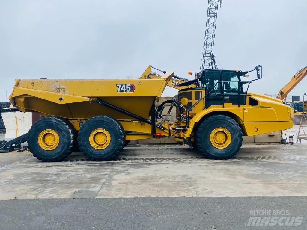 CAT 745 Tombereau articulé