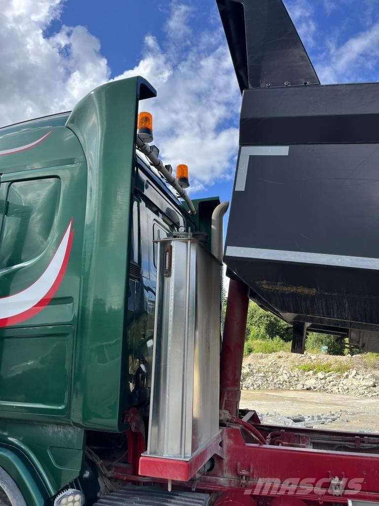 Scania R 560 Camion benne