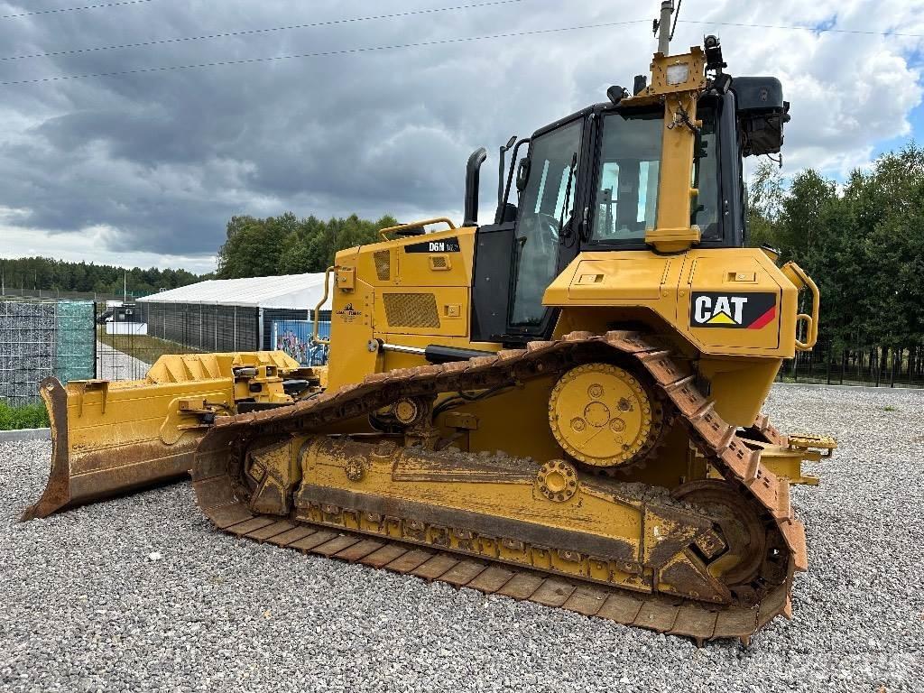 CAT D 6 N LGP Bouteurs sur chenilles