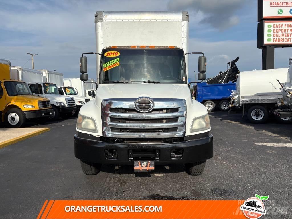 Hino 268 A Camion Fourgon