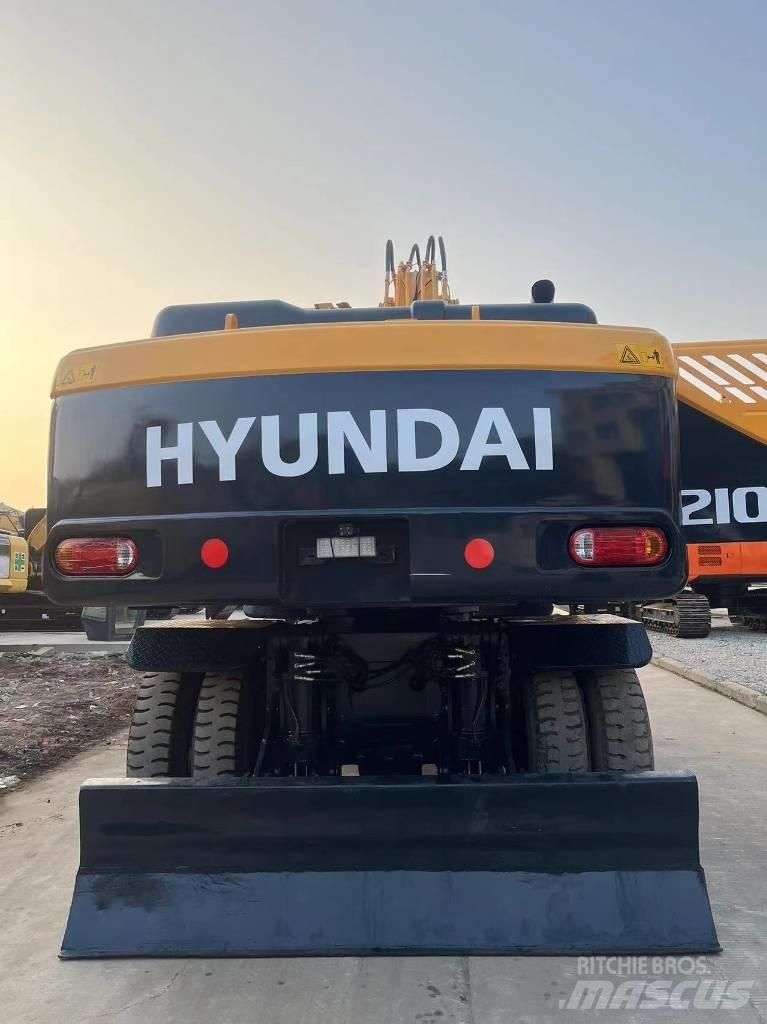 Hyundai R210W-9 Pelle sur pneus