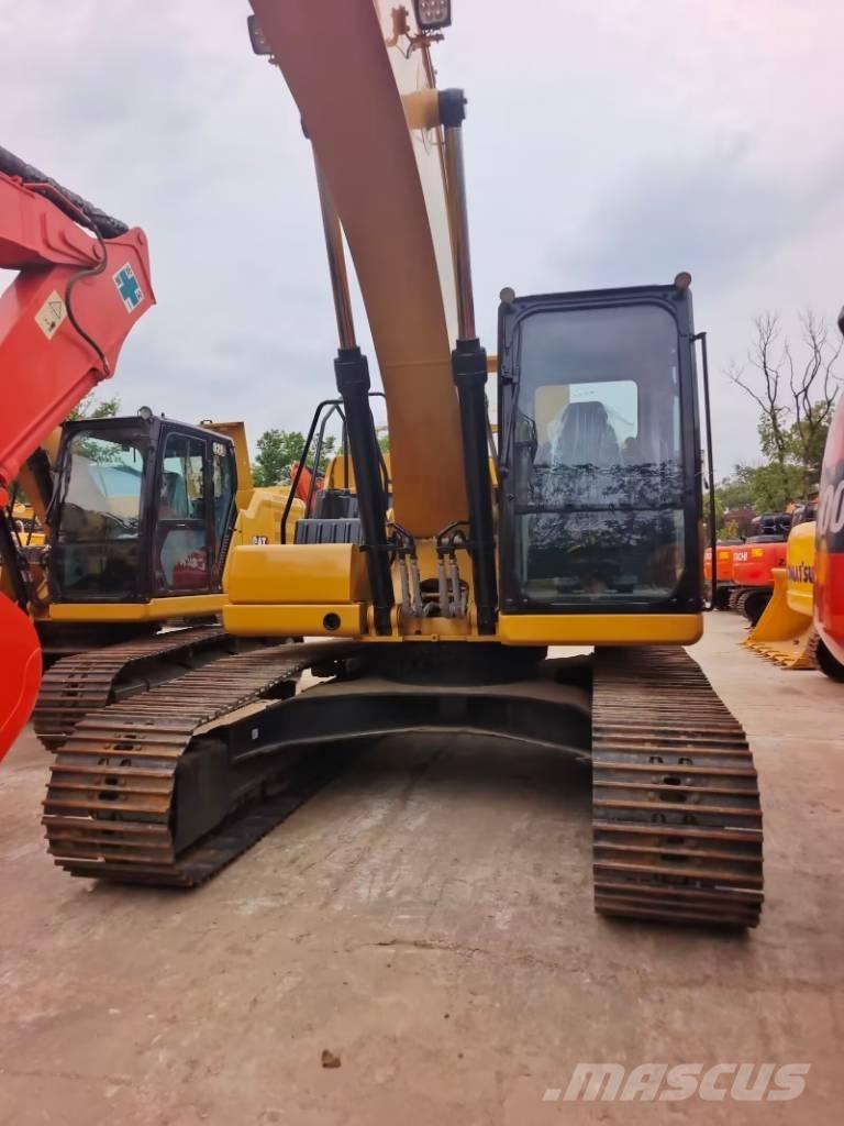 CAT 323 GC Pelle sur chenilles