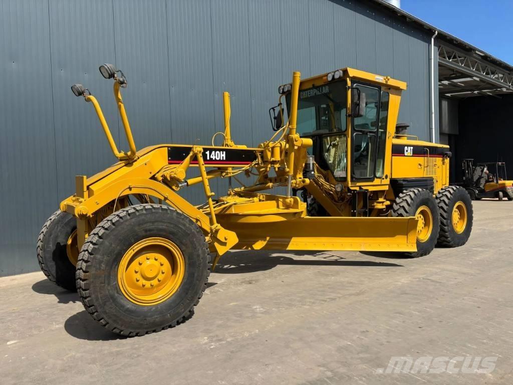 CAT 140H Niveleuse
