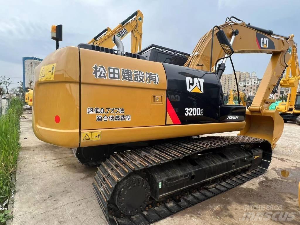 CAT 320 D Pelle sur chenilles