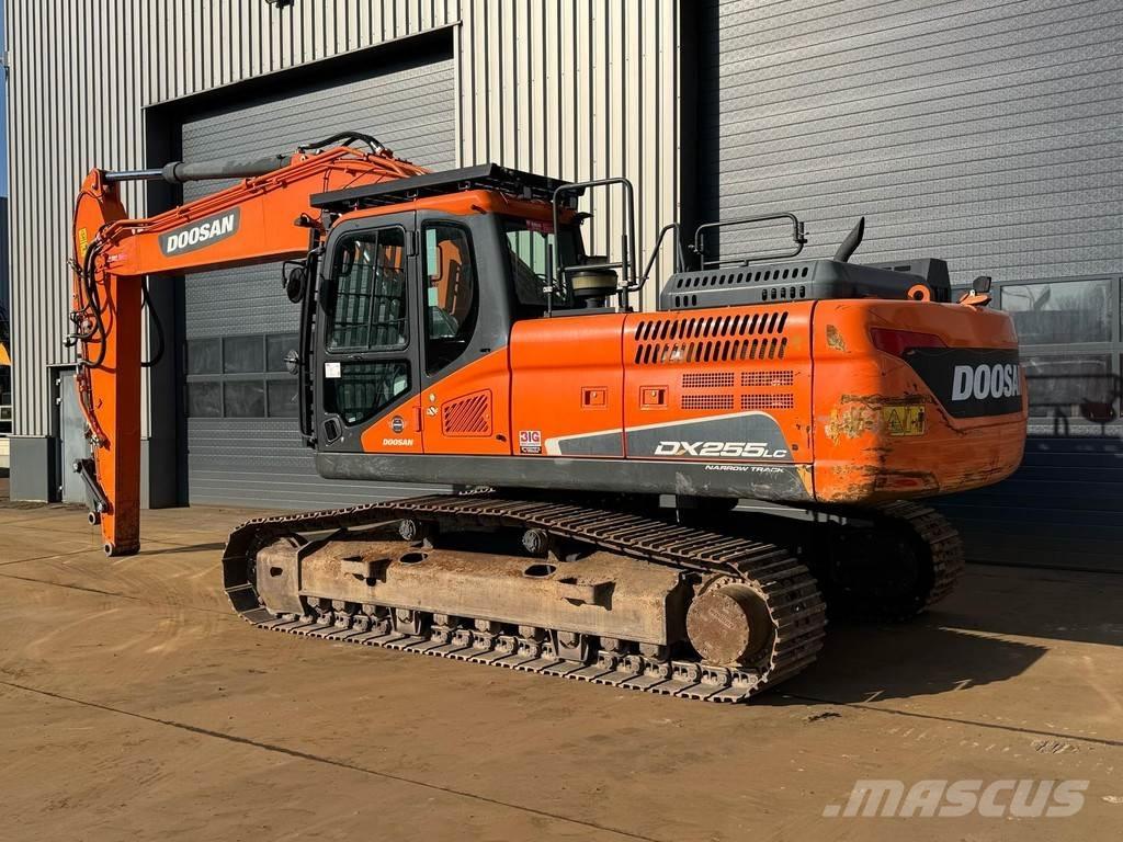 Doosan DX255NLC-5 Pelle sur chenilles