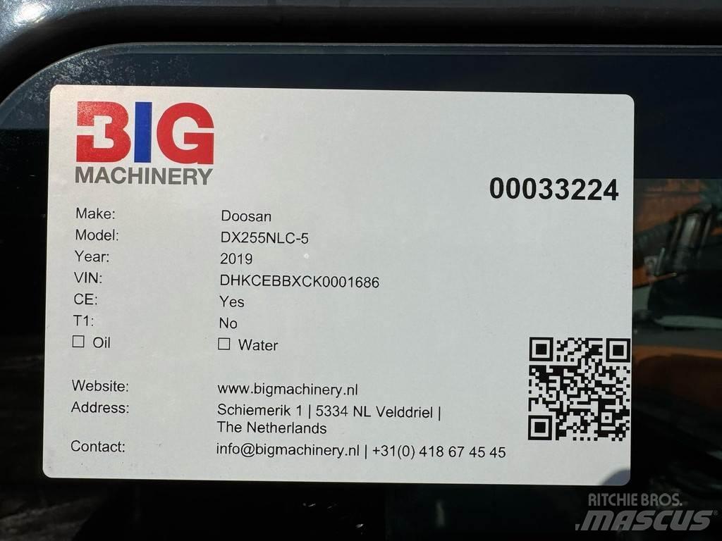 Doosan DX255NLC-5 Pelle sur chenilles