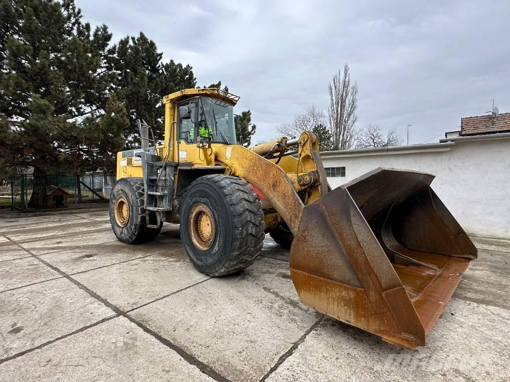 Komatsu WA500-3 Chargeuse sur pneus
