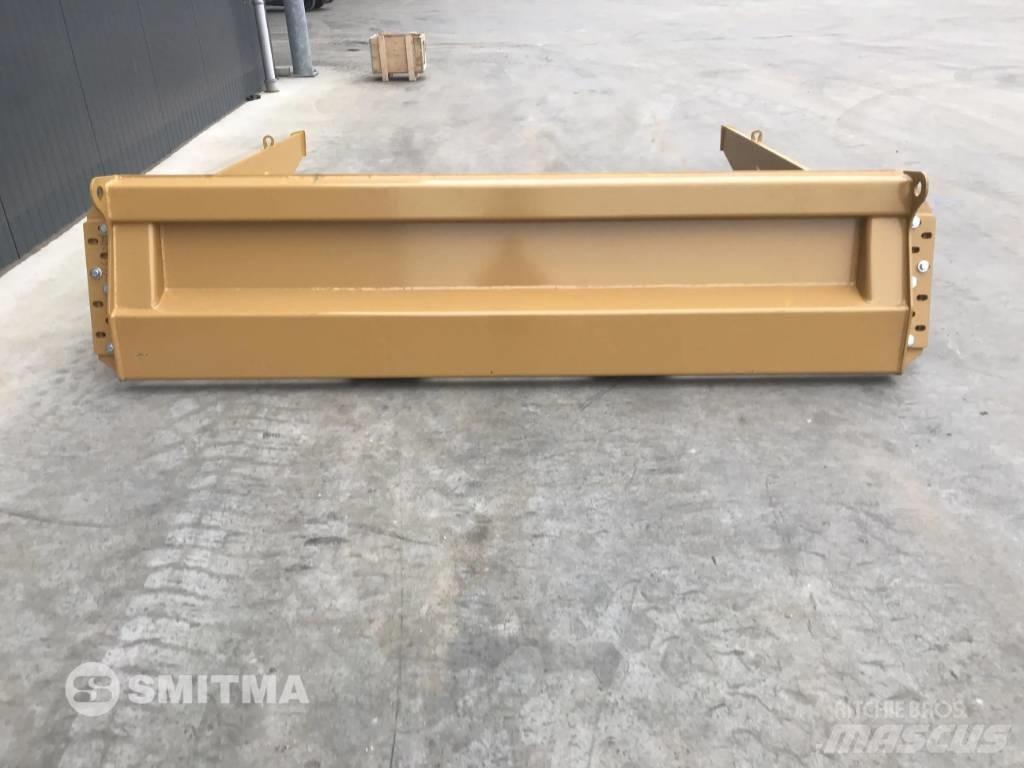 CAT 725C Hayons