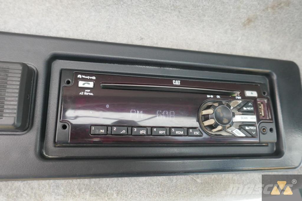 CAT 980M Chargeuse sur pneus