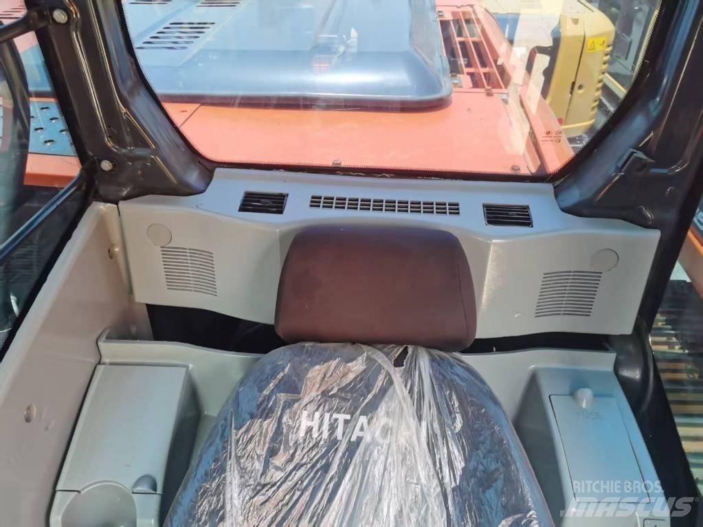 Hitachi ZX 210 Pelle sur chenilles