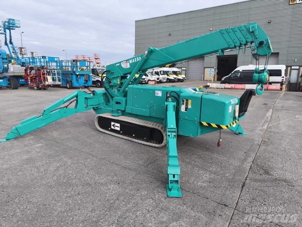 Maeda MC 305 CRM -E Mini grue