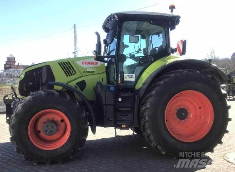 CLAAS AXION 850 Tracteur