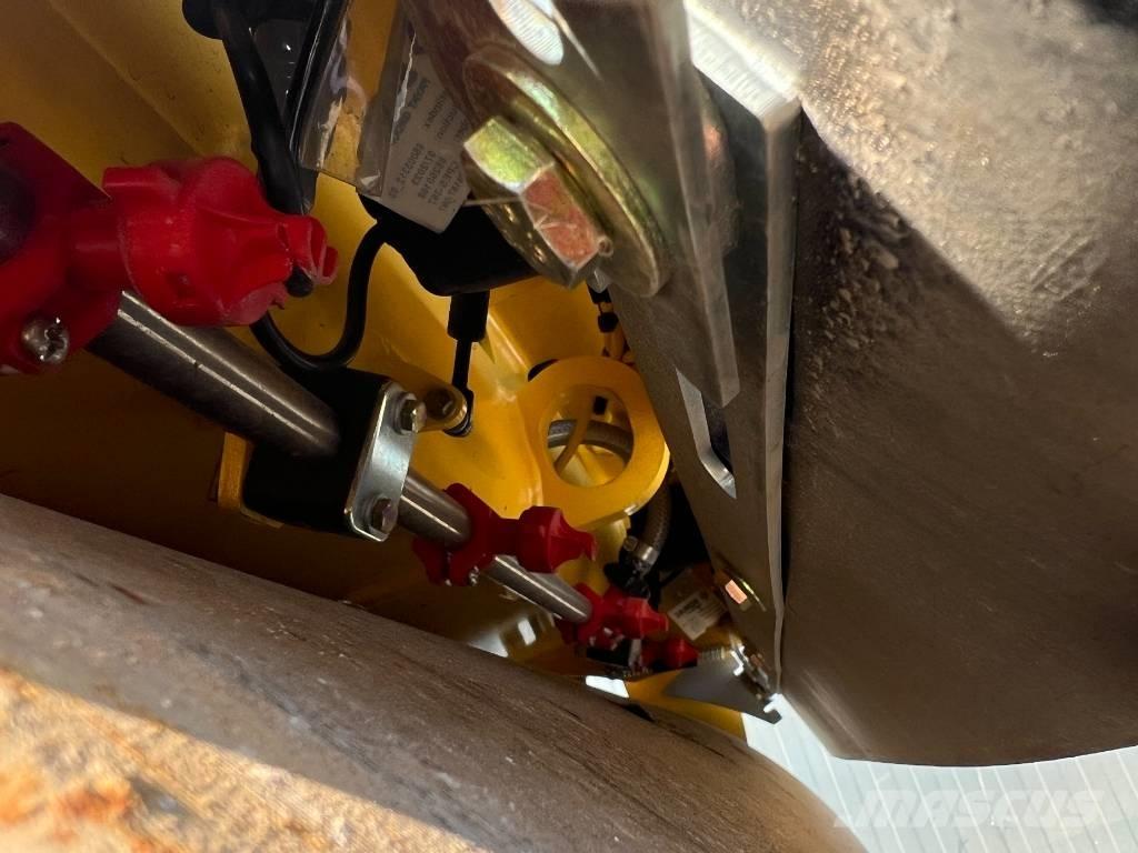 Bomag BW100 AD-5 Rouleaux tandem