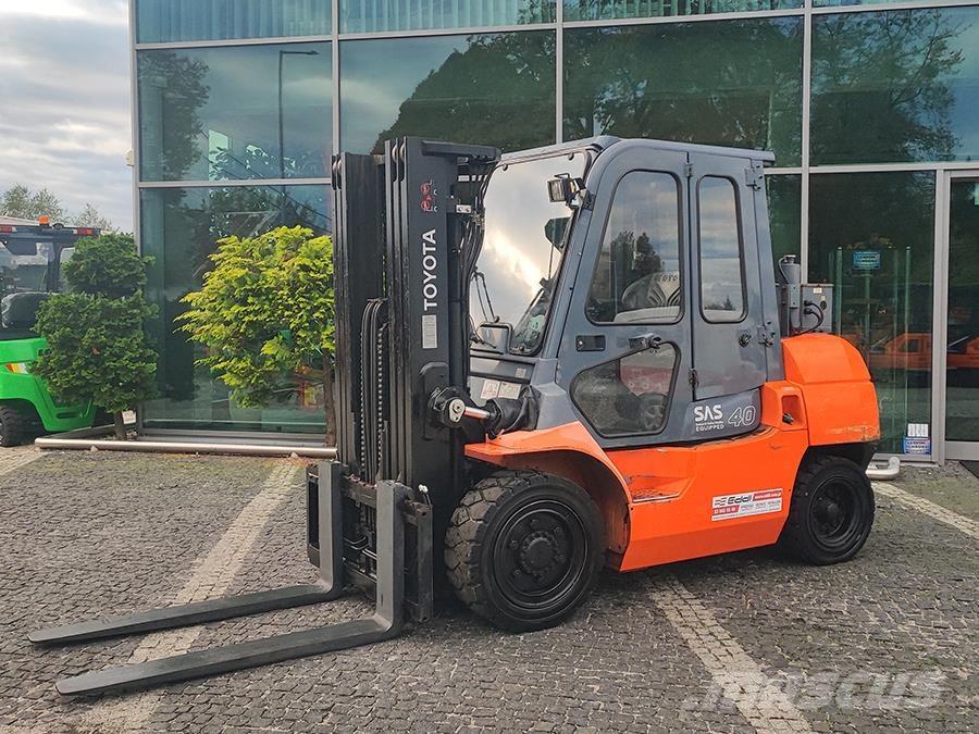 Toyota 02-7FD35 Chariots diesel