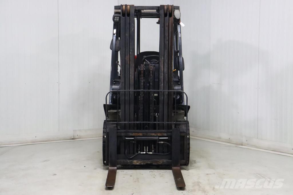 Nissan U1D2A20LQ Chariots GPL