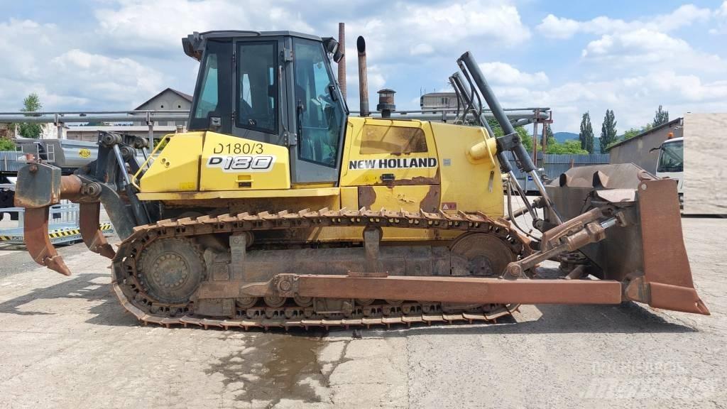 New Holland D 180 Bouteurs sur chenilles
