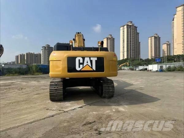 CAT 330 D Pelle sur chenilles