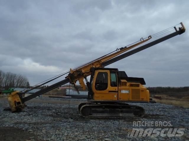 John Deere 200 LC Ebrancheuses