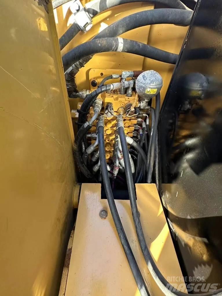 CAT 305.5E2 Pelle sur chenilles
