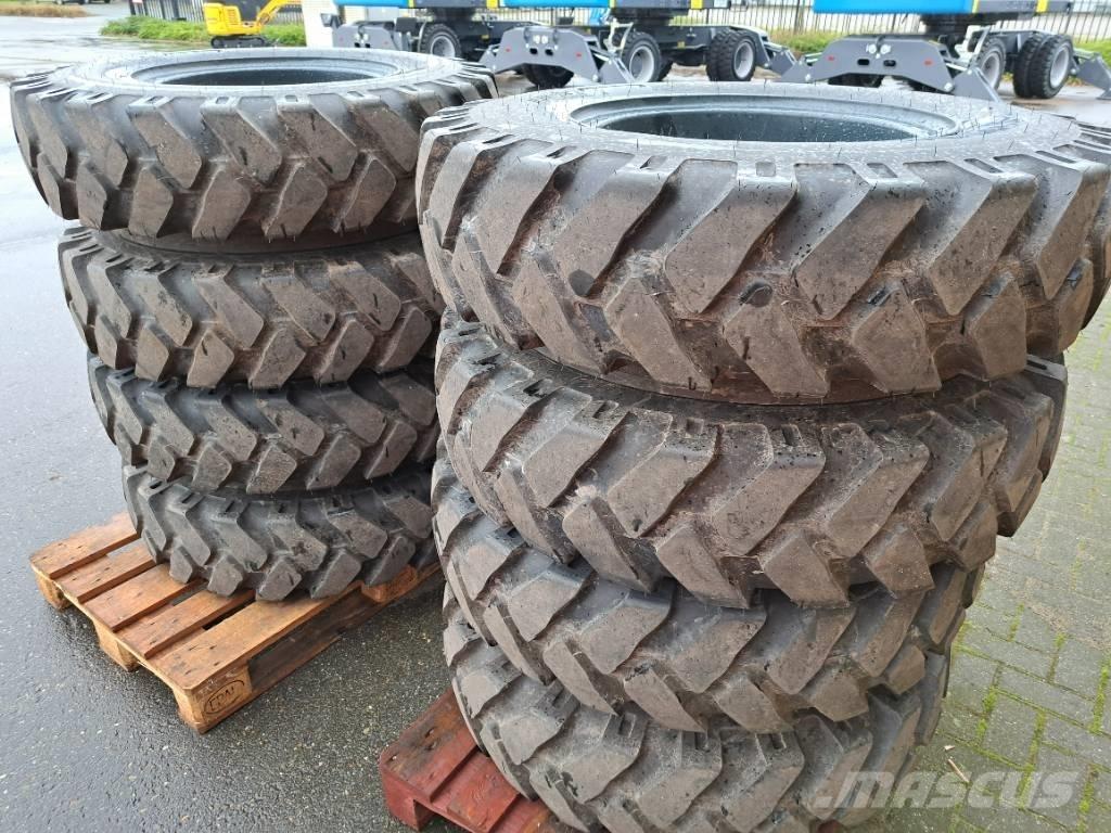  Tiron 10.00x20 Tires Pneus, roues et jantes