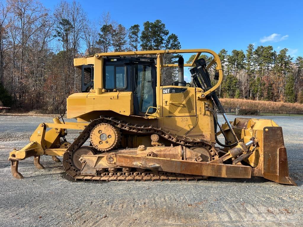 CAT D 6 T XL Bouteurs sur chenilles