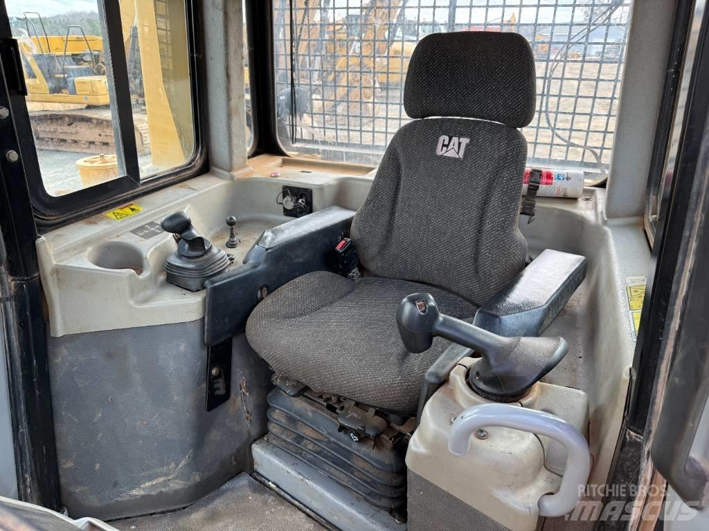 CAT D 6 T XL Bouteurs sur chenilles
