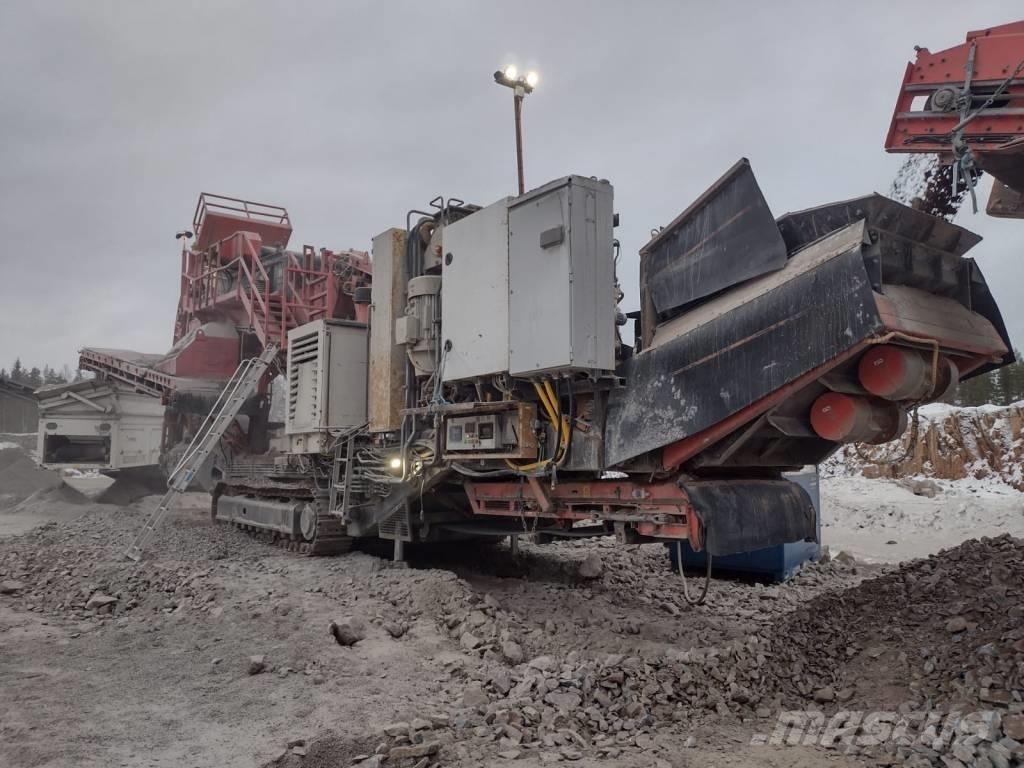 Sandvik UH 450 E Concasseur mobile