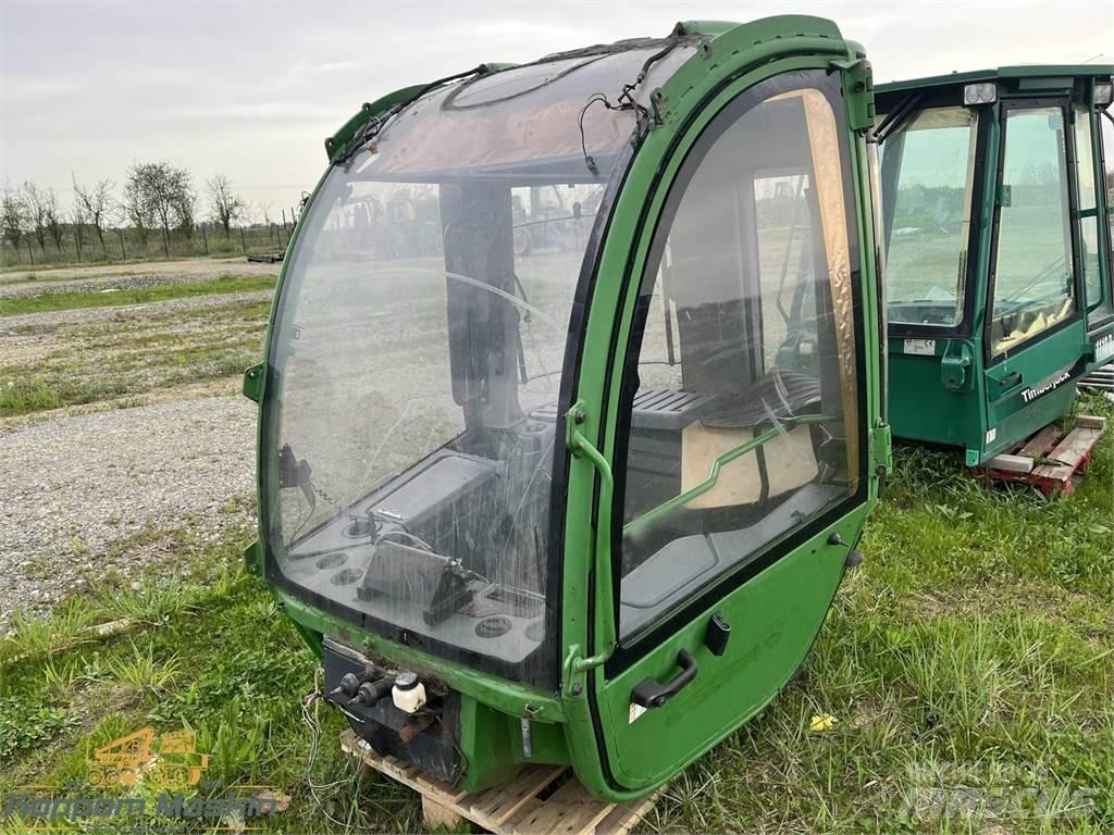 John Deere 1470E Cabine