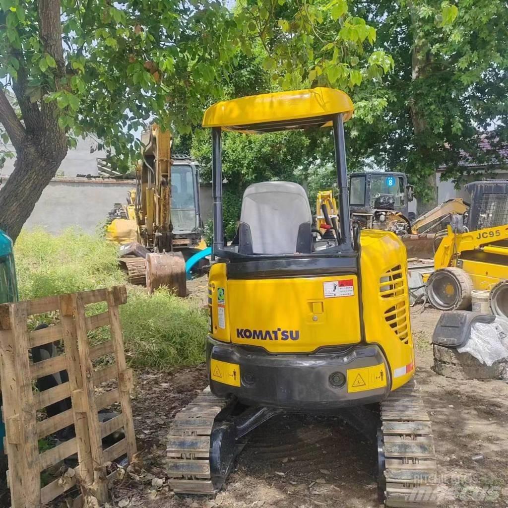 Komatsu PC20MR-3 Mini pelle < 7t