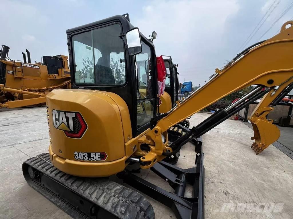 CAT 303.5 E Mini pelle < 7t