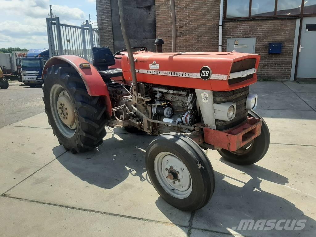Massey Ferguson 158 Tracteur