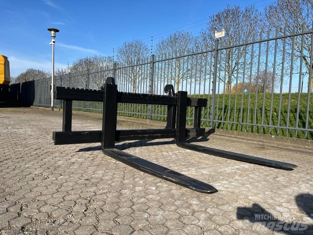 Volvo L90H Forks NEW Fourche