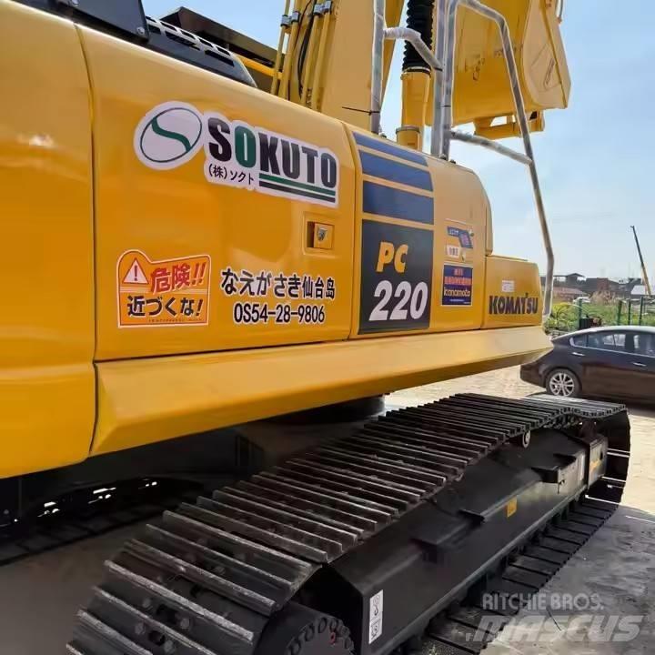 Komatsu PC220-8 Pelle sur chenilles