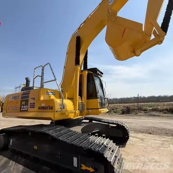 Komatsu PC220-8 Pelle sur chenilles