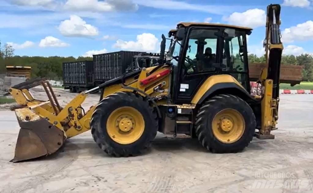 CAT 444 E 4x4 Tractopelle