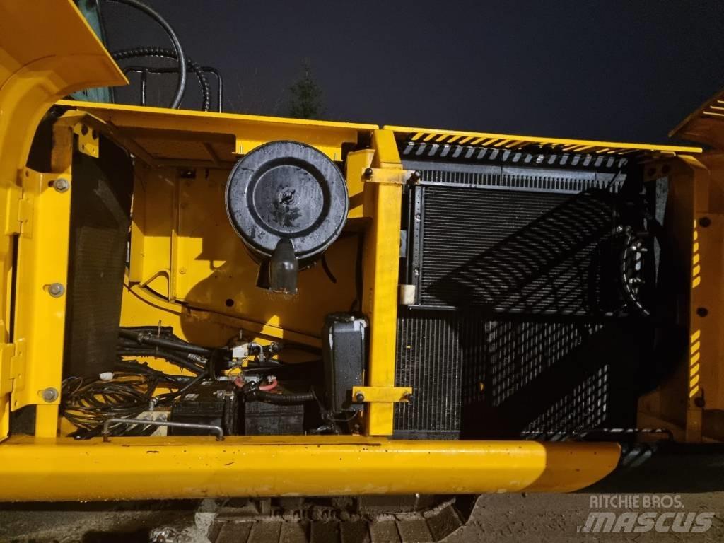 JCB JS 210 LC Pelle sur chenilles