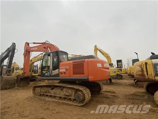 Hitachi ZX 210 Pelle sur chenilles