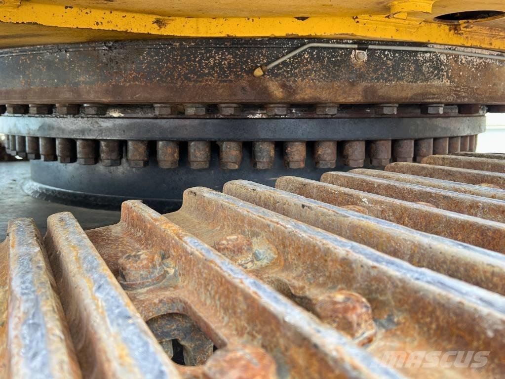 CAT 349 E    2012 Pelle sur chenilles
