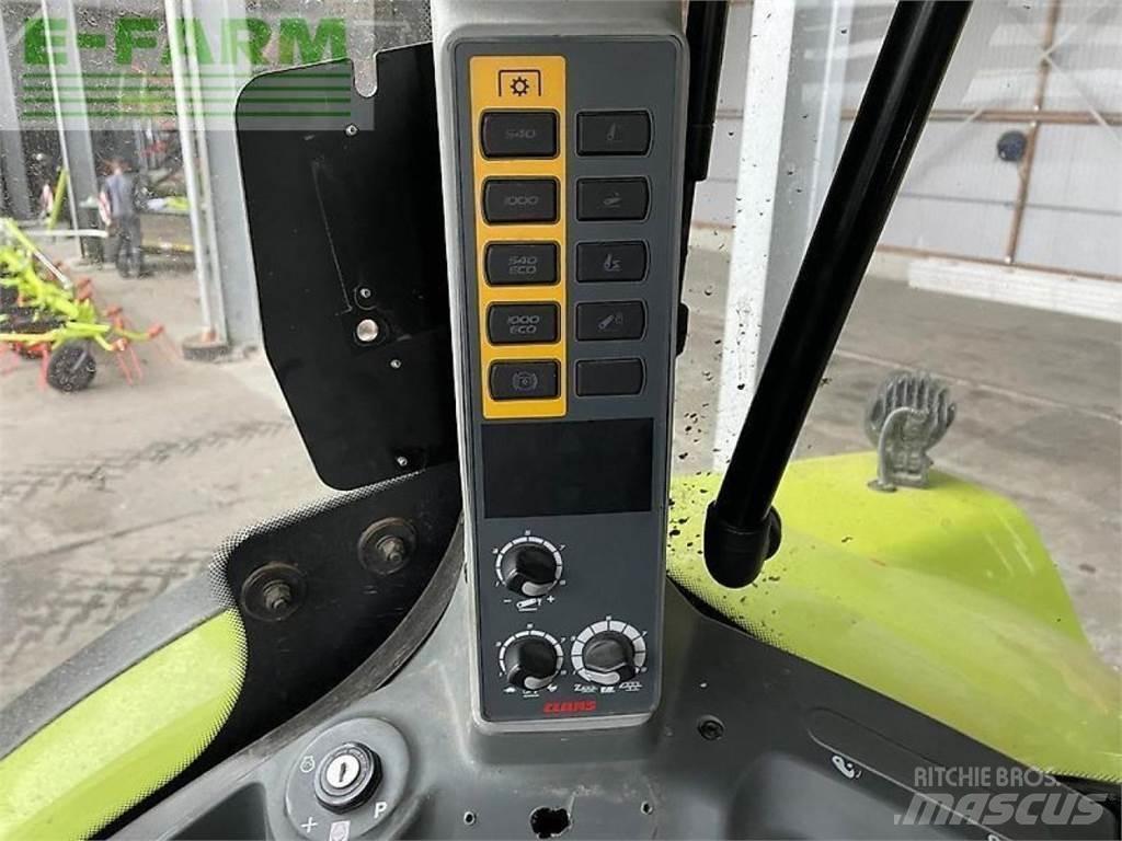 CLAAS arion 660 Tracteur
