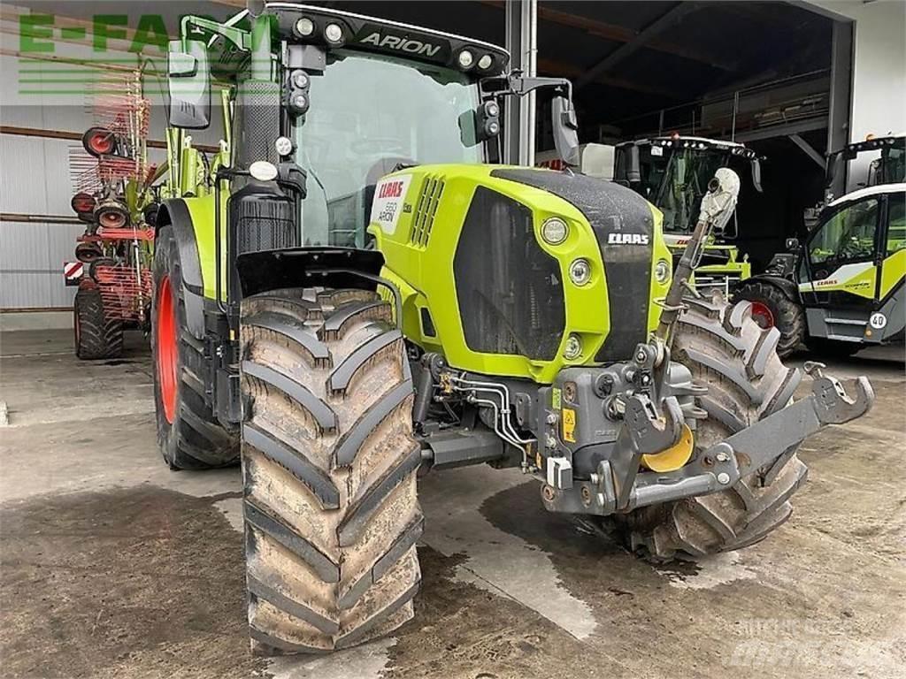 CLAAS arion 660 Tracteur