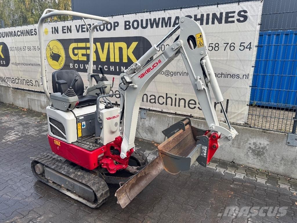 Takeuchi TB 210 Mini pelle < 7t