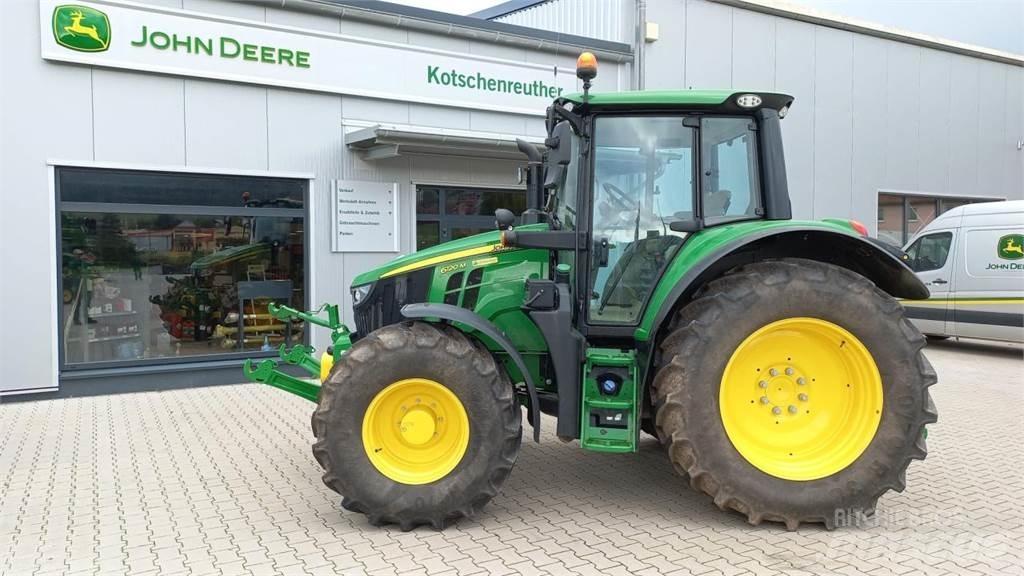John Deere 6120M Tracteur