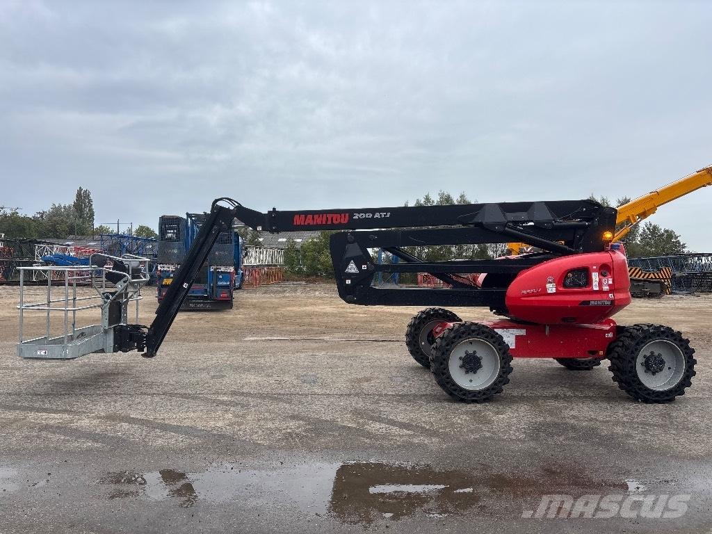 Manitou 200 ATJ Nacelles articulées