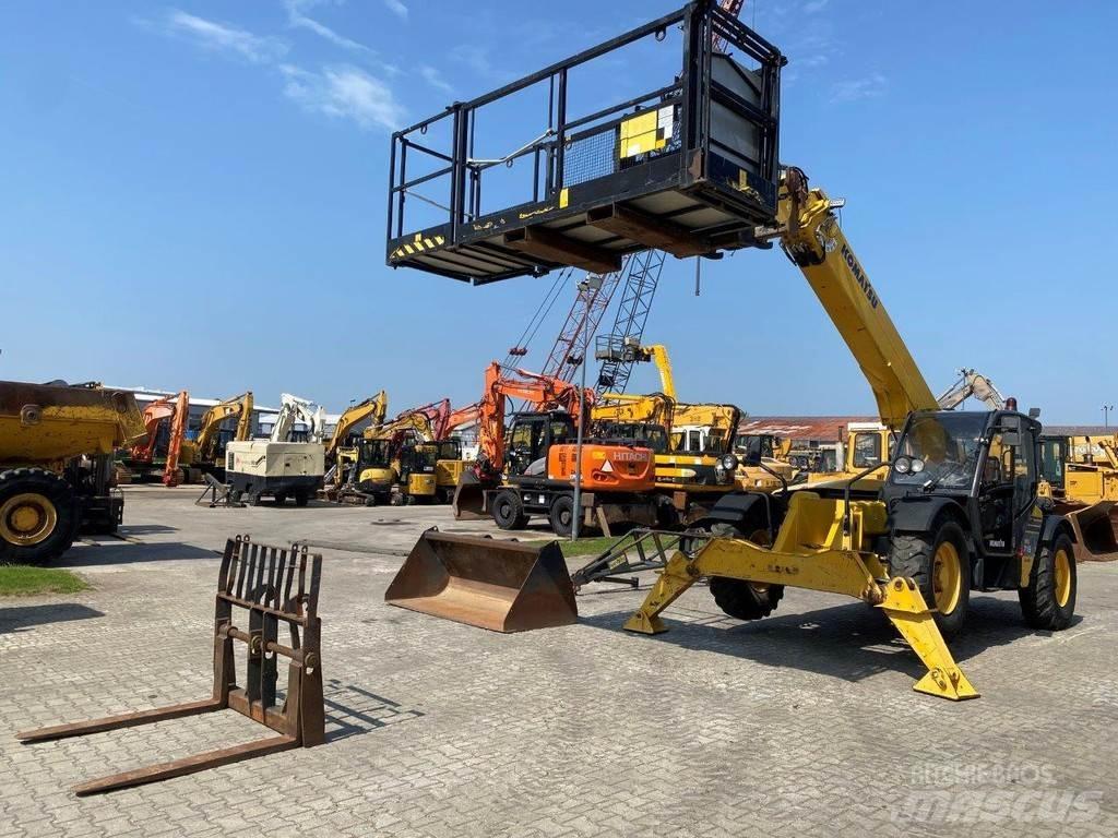 Komatsu WA716 NVT Chariot télescopique